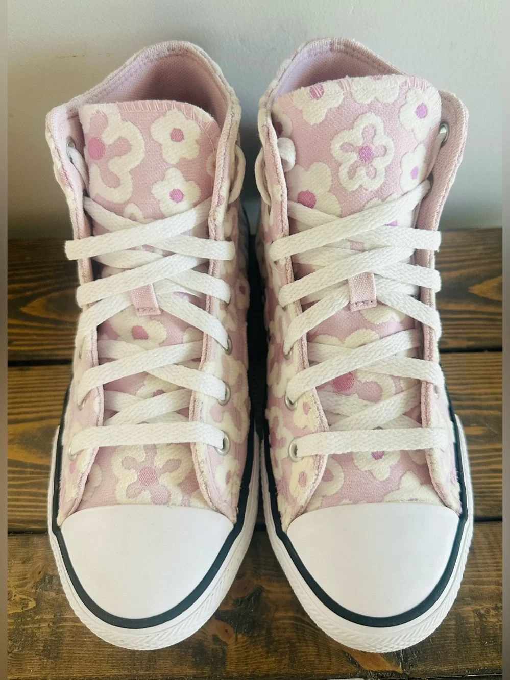 Converse Chuck Taylor All Star Shoes Floral Lilac/White Textured Daisy Size 3Y